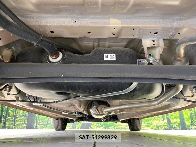 Suzuki SPACIA 2023-11 8210292-18