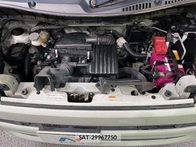Suzuki SPACIA 2019-10 8210296-17