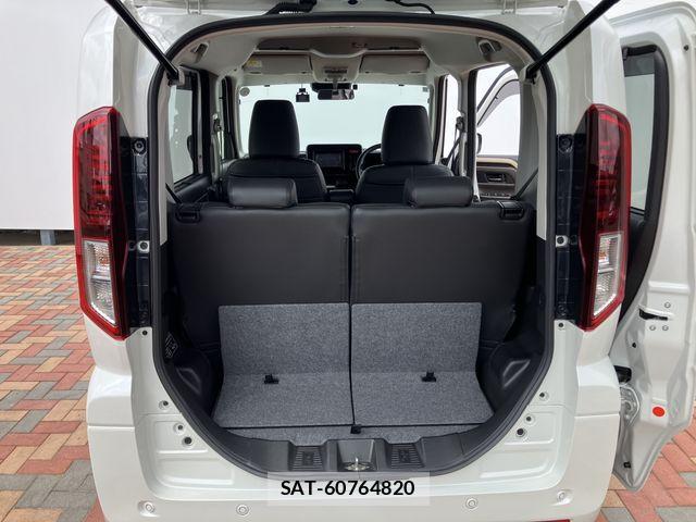 Suzuki SPACIA 2024-10 8210288-12
