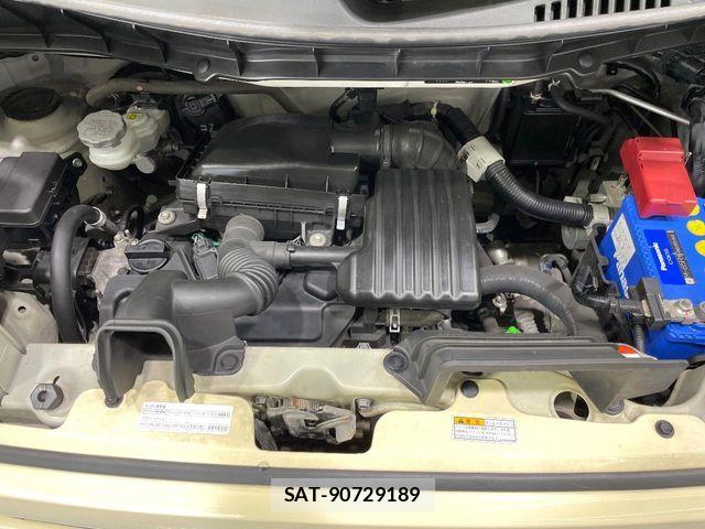 Suzuki SPACIA 2018-03 8210306-17
