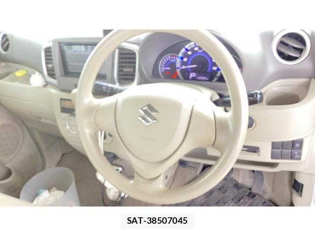 Suzuki SPACIA 2015-09 8210315-10