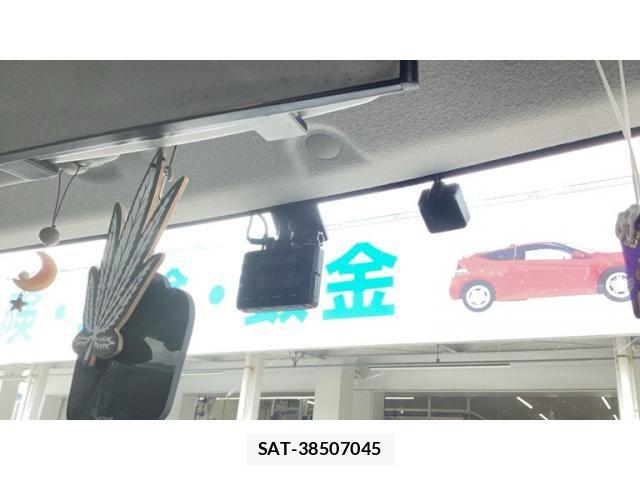 Suzuki SPACIA 2015-09 8210315-16