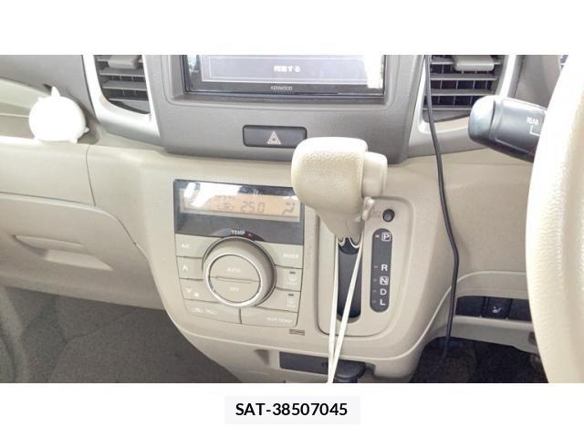 Suzuki SPACIA 2015-09 8210315-8