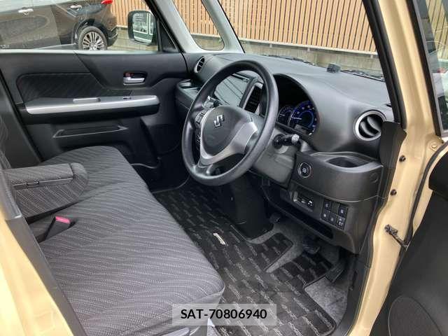 Suzuki SPACIA 2017-06 8210309-19