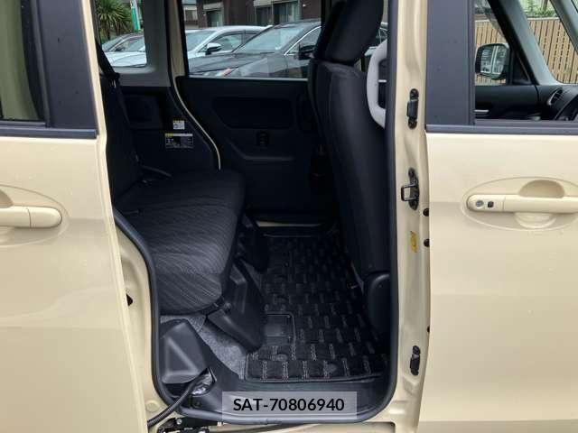 Suzuki SPACIA 2017-06 8210309-23