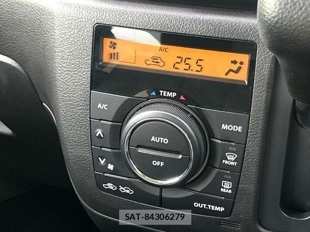 Suzuki SPACIA 2017-02 8231820-5