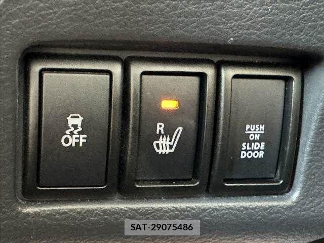 Suzuki SPACIA 2016-02 8231821-25