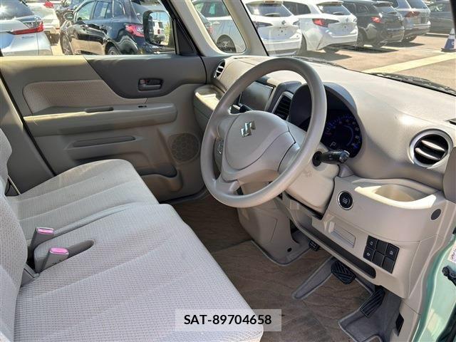 Suzuki SPACIA 2014-06 8231822-11
