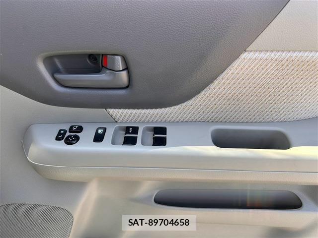 Suzuki SPACIA 2014-06 8231822-23
