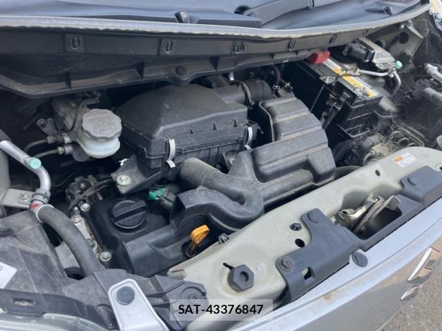 Suzuki SPACIA 2015-09 8231825-20