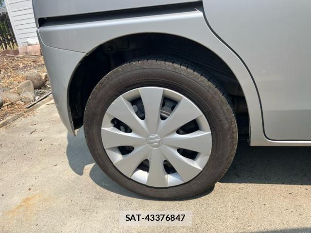 Suzuki SPACIA 2015-09 8231825-4