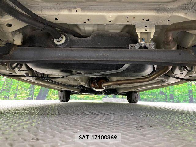 Suzuki SPACIA 2020-11 8231816-18