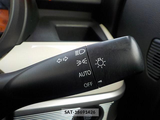 Suzuki SPACIA 2019-08 8231819-11