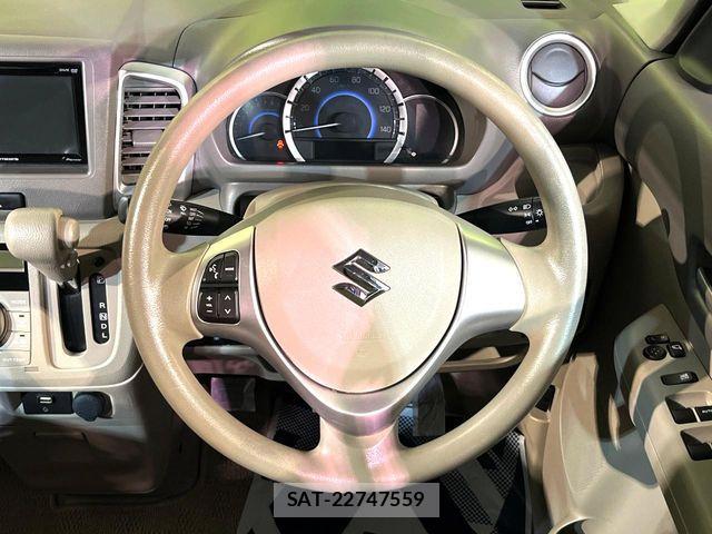 Suzuki SPACIA 2015-12 8246725-10