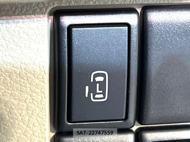 Suzuki SPACIA 2015-12 8246725-2