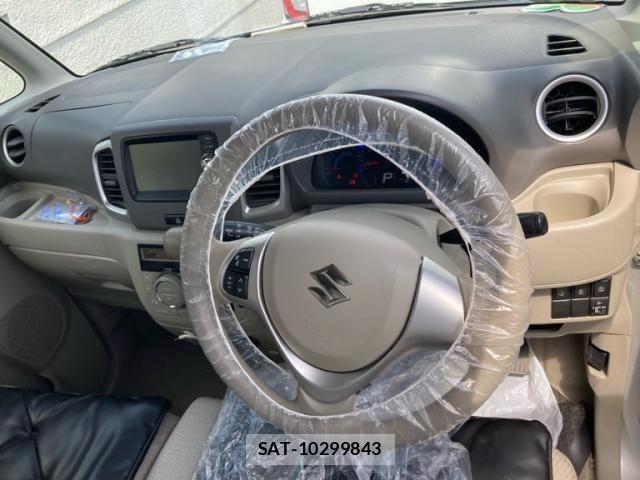 Suzuki SPACIA 2013-10 8317178-13