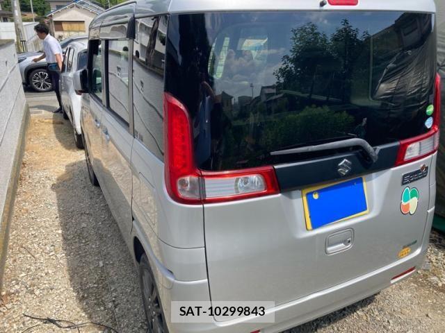 Suzuki SPACIA 2013-10 8317178-3