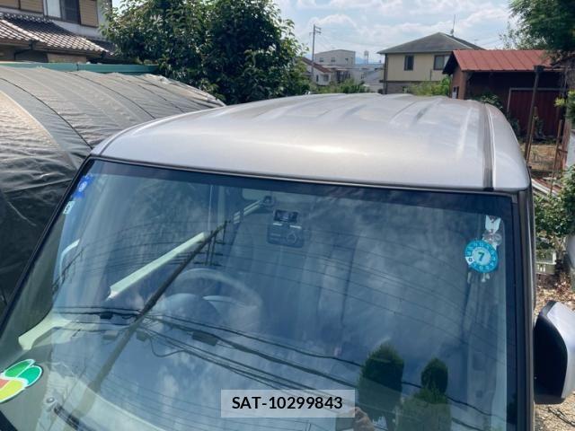 Suzuki SPACIA 2013-10 8317178-4