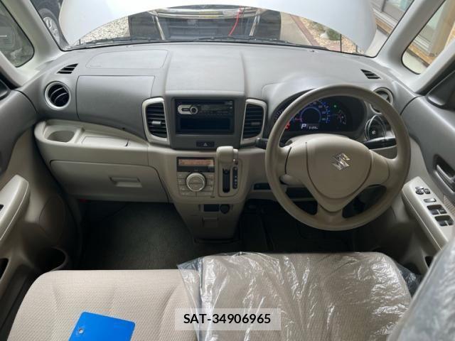 Suzuki SPACIA 2014-01 8317182-9