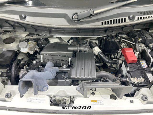 Suzuki SPACIA 2023-06 8317155-17