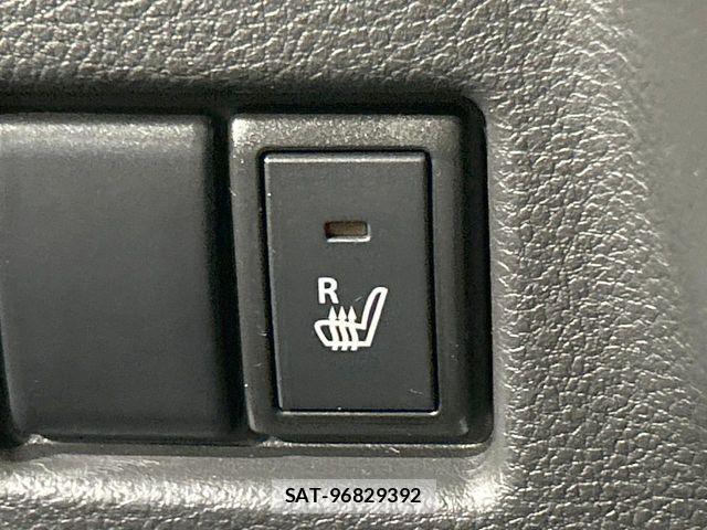 Suzuki SPACIA 2023-06 8317155-5