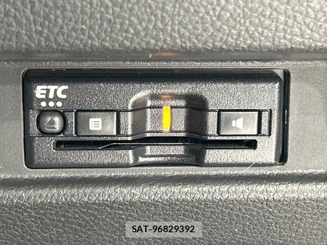 Suzuki SPACIA 2023-06 8317155-6