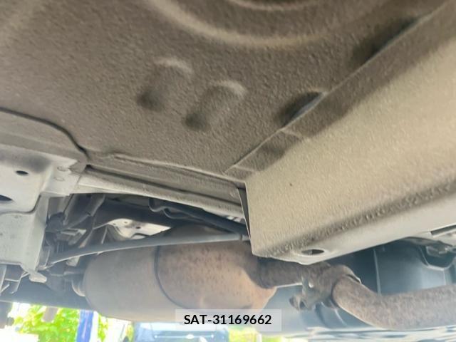 Suzuki SPACIA 2014-05 8317195-8