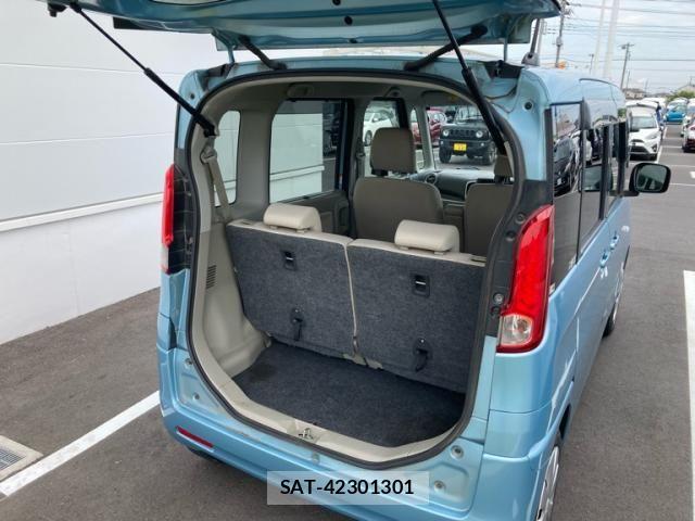 Suzuki SPACIA 2014-03 8317187-11
