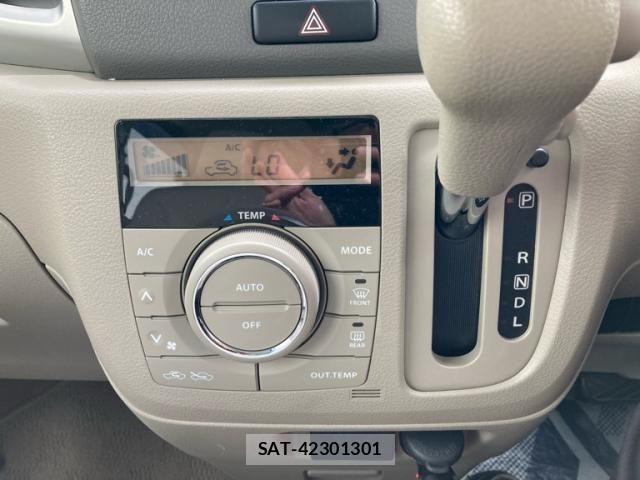 Suzuki SPACIA 2014-03 8317187-22