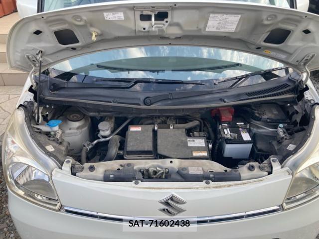 Suzuki SPACIA 2013-11 8317183-12