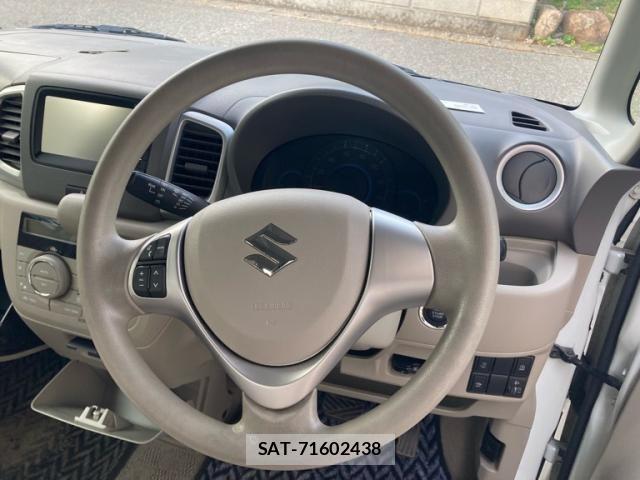 Suzuki SPACIA 2013-11 8317183-16