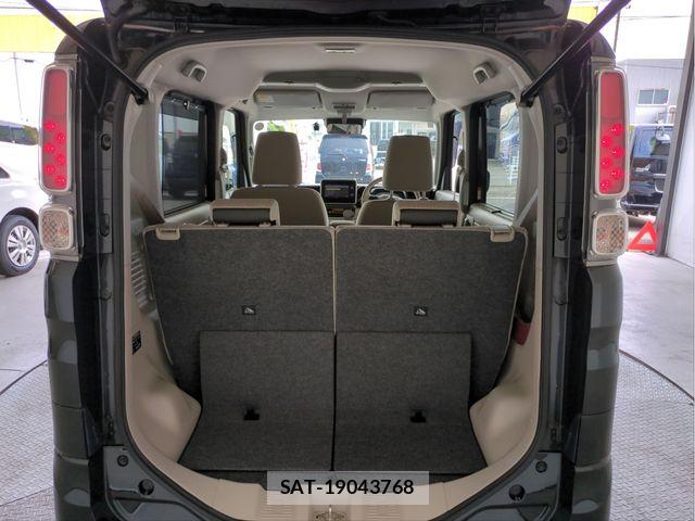 Suzuki SPACIA 2021-01 8317165-6