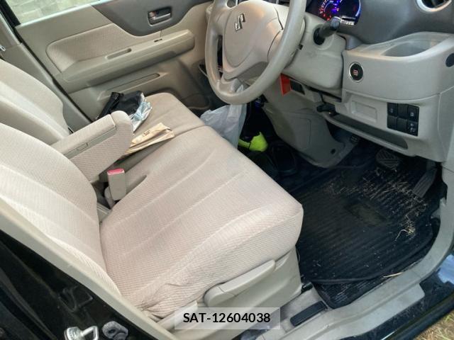 Suzuki SPACIA 2013-09 8317184-11