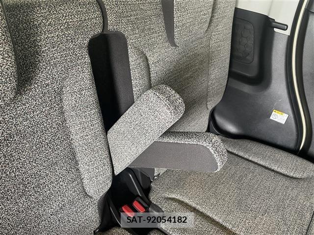 Suzuki SPACIA 2024-06 8317157-28