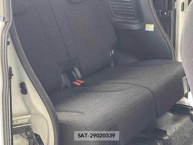Suzuki SPACIA 2019-07 8317170-7