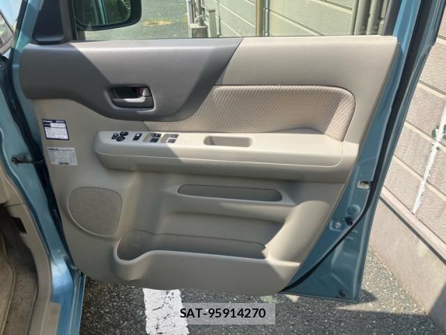 Suzuki SPACIA 2014-05 8317193-13