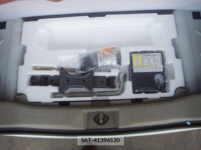 Suzuki SPACIA 2013-11 8337945-19