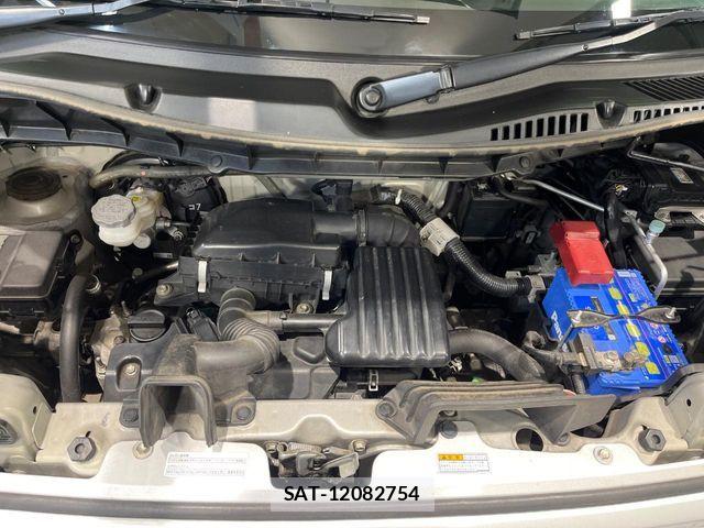 Suzuki SPACIA 2017-12 8337935-17