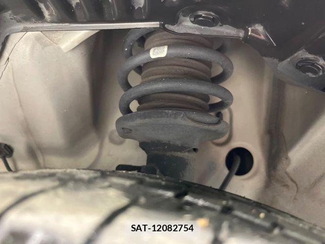 Suzuki SPACIA 2017-12 8337935-19