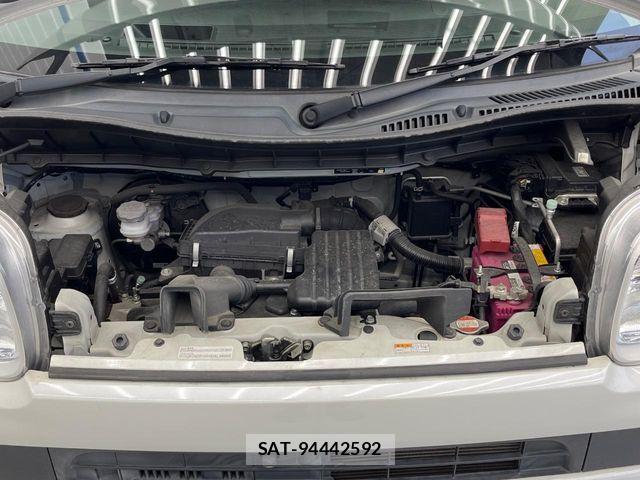 Suzuki SPACIA 2018-03 8337933-17