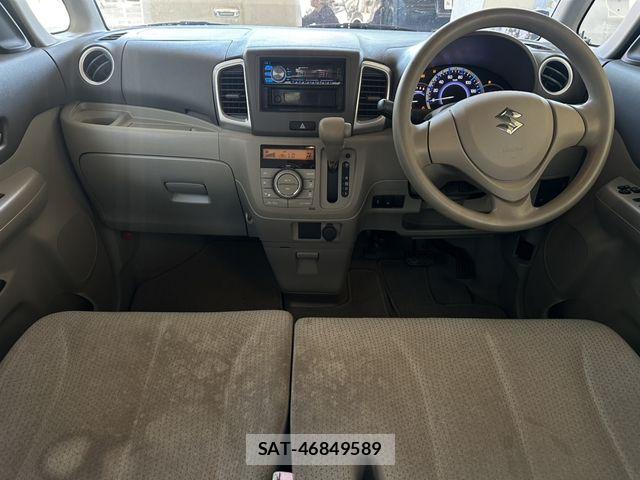 Suzuki SPACIA 2015-06 8337940-6