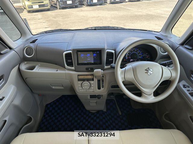 Suzuki SPACIA 2014-06 8355626-9