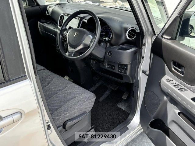 Suzuki SPACIA 2015-09 8355625-3