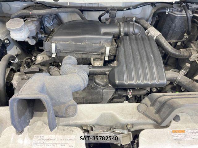 Suzuki SPACIA 2023-10 8355621-17