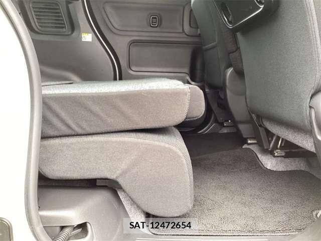 Suzuki SPACIA 2022-06 8368796-18