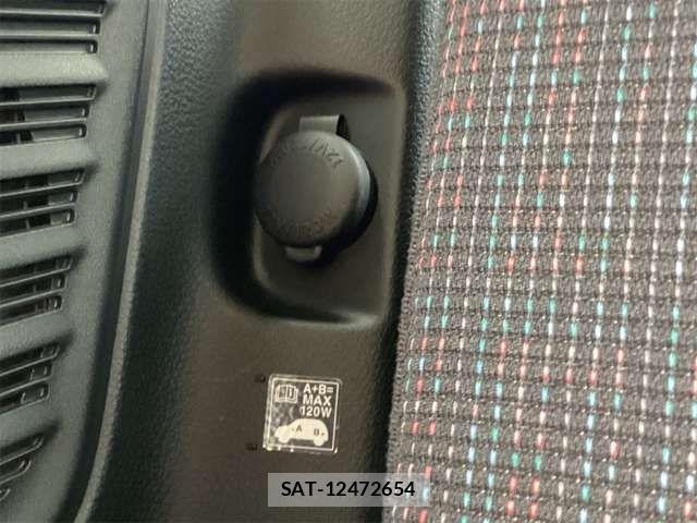 Suzuki SPACIA 2022-06 8368796-19