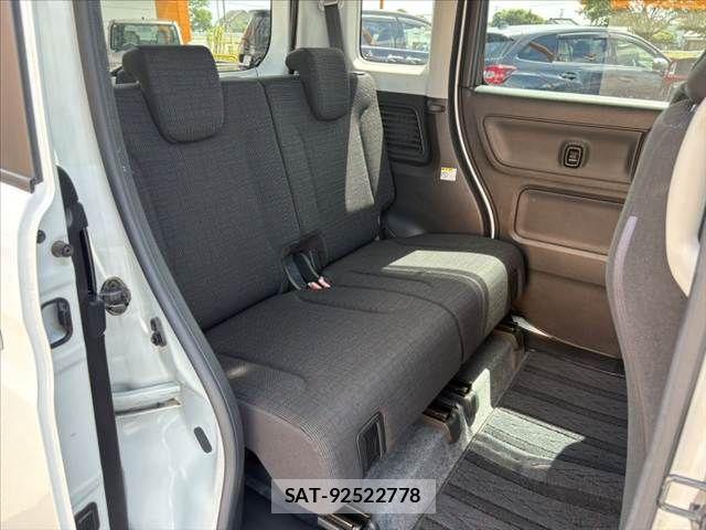 Suzuki SPACIA 2021-06 8368824-17