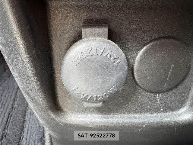 Suzuki SPACIA 2021-06 8368824-29