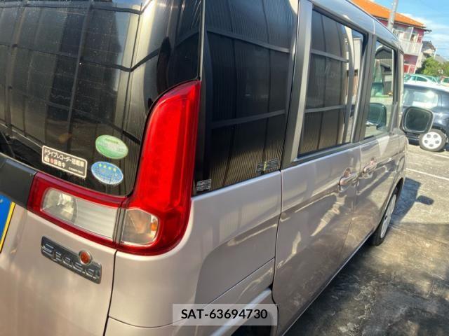 Suzuki SPACIA 2015-08 8368858-9