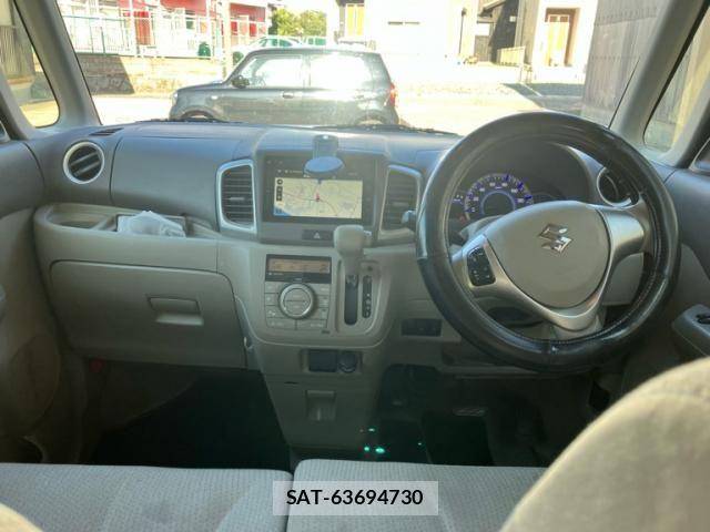 Suzuki SPACIA 2015-08 8368858-10